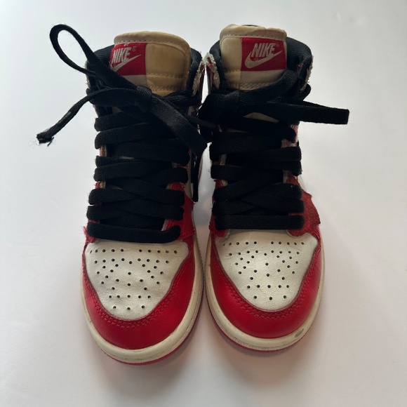 Nike Jordan 1 Retro High OG Spider-Man Across the Spider-Verse Boy 11c - Picture 2 of 7